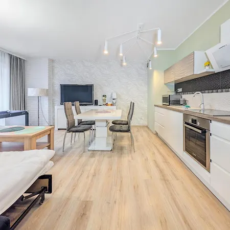 Kepa Mieszczanska By Bookinghost فروتسواف