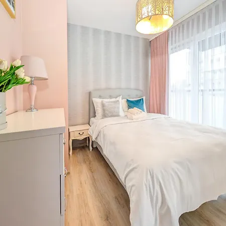 Kepa Mieszczanska By Bookinghost فروتسواف